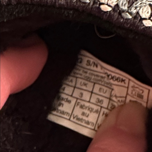 Kids Ugg Tasman size 4 - Picture 8 of 9